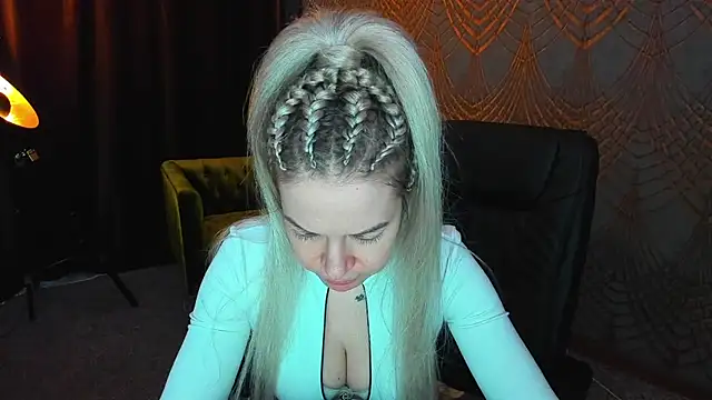 Anna Snows online show from 05-05-26, 05:37