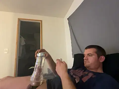 Snapshot of cumitted chatting on 11-18-25, 01:55 cumitted online show from 11-18-25, 01:55