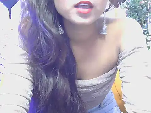 Snapshot of Hot_figure18 chatting on 09-28-25, 04:18 Hot figure18 online show from 09-28-25, 04:18