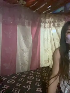 PhanHaa online show from 10-26-25, 12:44