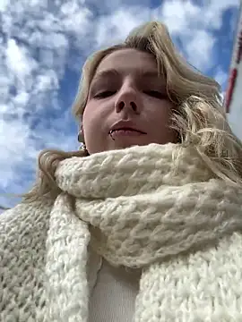 EveLittleSinner online show from 09-27-25, 08:52