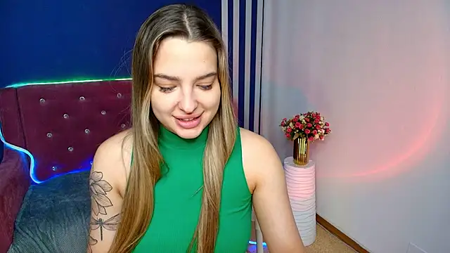 Emma  Ross online show from 03-05-26, 02:18