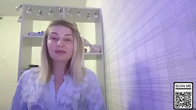 Blondie xoxoxo online show from 01-07-26, 05:15