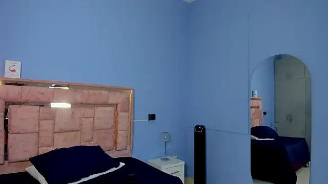 LICKY LOV online show from 09-11-25, 03:06