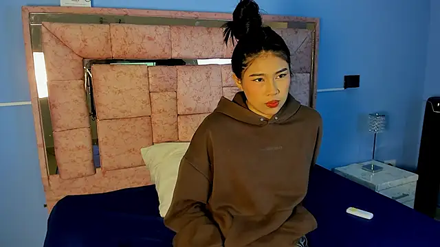 LICKY LOV online show from 10-25-25, 03:14