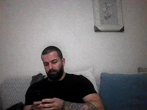 Snapshot of kean2365 chatting on 02-01-26, 10:41 kean2365 online show from 02-01-26, 10:41