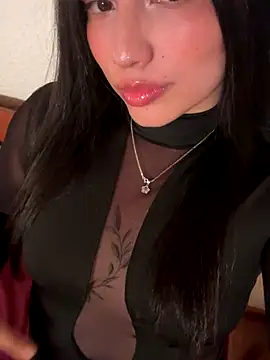 Snapshot of Jadee_grey chatting on 10-24-25, 12:52 Jadee grey online show from 10-24-25, 12:52