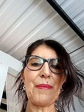 Snapshot of swity_foster chatting on 09-10-25, 12:49 swity foster online show from 09-10-25, 12:49