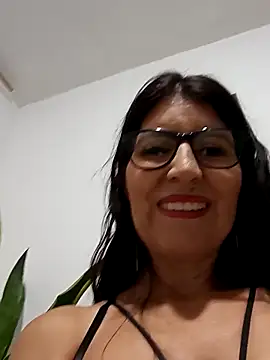 Snapshot of swity_foster chatting on 09-27-25, 09:36 swity foster online show from 09-27-25, 09:36