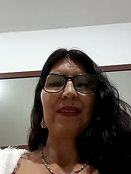 Snapshot of swity_foster chatting on 10-20-25, 07:53 swity foster online show from 10-20-25, 07:53