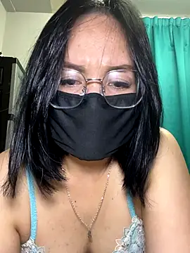 melyiaaa online show from 01-06-26, 03:05