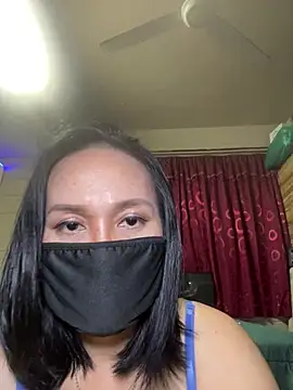 Snapshot of melyiaaa chatting on 06-28-26, 02:23 melyiaaa online show from 06-28-26, 02:23