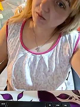 qSensi online show from 11-21-25, 11:25