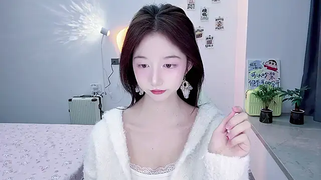 Snapshot of suger-TT chatting on 11-13-25, 11:20 suger-TT online show from 11-13-25, 11:20