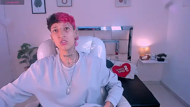 Luci Rose online show from 09-17-25, 01:57