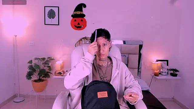 Luci Rose online show from 10-18-25, 03:09