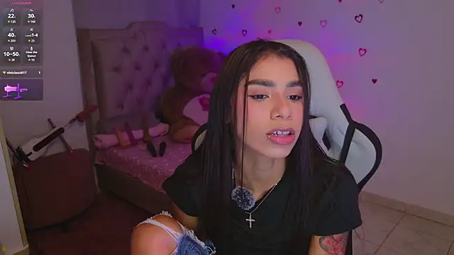 BrunetteAdams001 online show from 03-22-26, 02:26