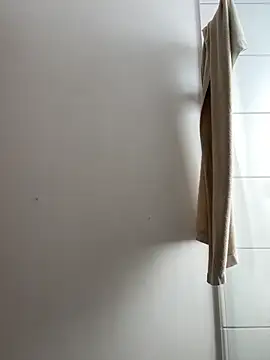 Ccffffjjik online show from 10-23-25, 11:42