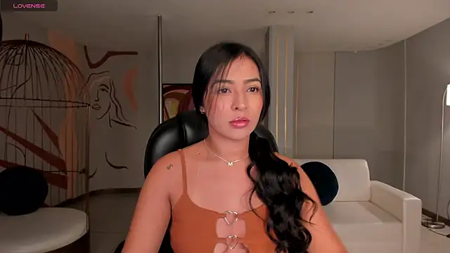 AyshelBrown online show from 09-10-25, 02:44