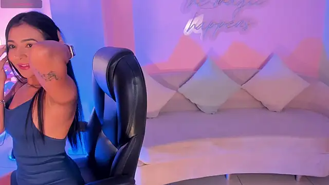 AyshelBrown online show from 10-03-25, 03:14