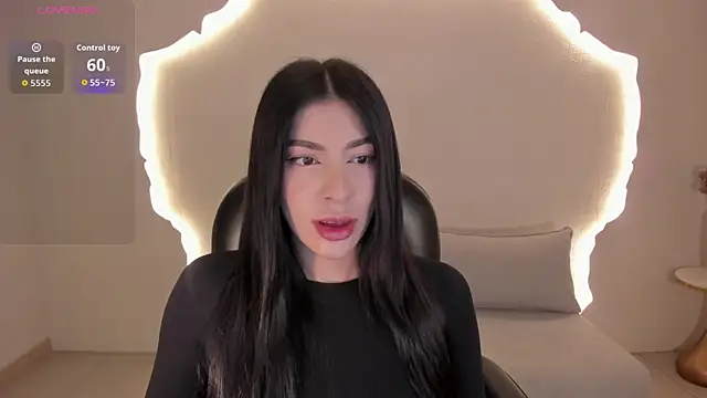 Snapshot of MaddisonTaylor1 chatting on 08-03-26, 06:00 MaddisonTaylor1 online show from 08-03-26, 06:00