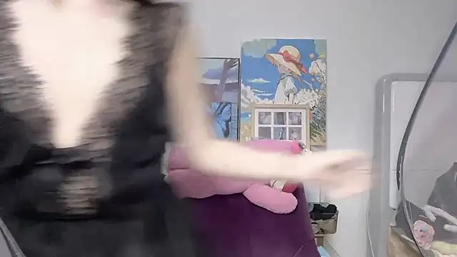 Snapshot of tender-11 chatting on 10-28-25, 10:41 tender-11 online show from 10-28-25, 10:41