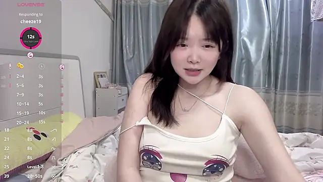 Snapshot of tender-11 chatting on 05-20-26, 12:22 tender-11 online show from 05-20-26, 12:22