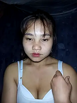 Snapshot of EllyBaby20 chatting on 09-27-25, 03:39 EllyBaby20 online show from 09-27-25, 03:39