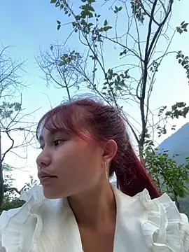 Snapshot of EllyBaby20 chatting on 10-12-25, 10:14 EllyBaby20 online show from 10-12-25, 10:14