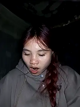 Snapshot of EllyBaby20 chatting on 11-19-25, 06:57 EllyBaby20 online show from 11-19-25, 06:57