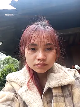 Snapshot of EllyBaby20 chatting on 12-05-25, 02:09 EllyBaby20 online show from 12-05-25, 02:09