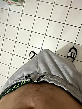 Snapshot of Dicksxd chatting on 01-07-26, 05:48 Dicksxd online show from 01-07-26, 05:48