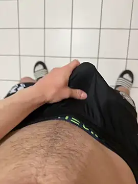 Snapshot of Dicksxd chatting on 03-14-26, 09:37 Dicksxd online show from 03-14-26, 09:37