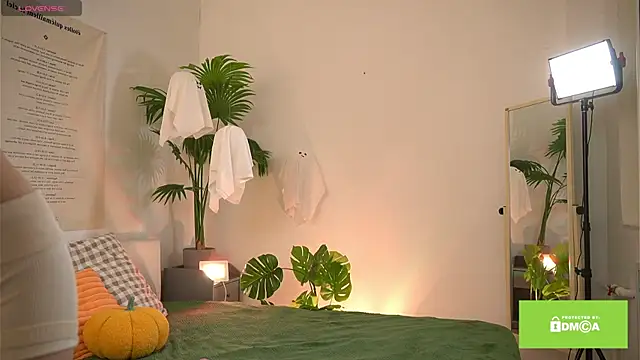 Snapshot of swtty_meivi chatting on 10-25-25, 07:05 swtty meivi online show from 10-25-25, 07:05