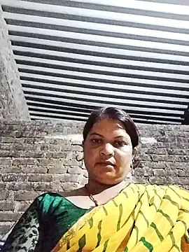 Snapshot of Bhavna_hot chatting on 09-12-25, 10:54 Bhavna hot online show from 09-12-25, 10:54