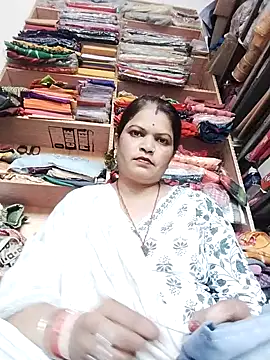 Snapshot of Bhavna_hot chatting on 09-20-25, 11:22 Bhavna hot online show from 09-20-25, 11:22