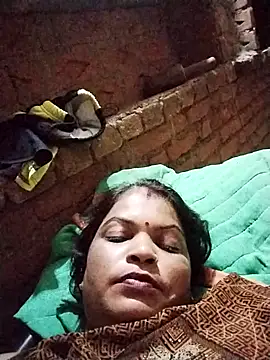 Snapshot of Bhavna_hot chatting on 09-27-25, 08:03 Bhavna hot online show from 09-27-25, 08:03