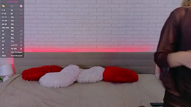 Snapshot of evafolver chatting on 02-25-26, 09:19 evafolver online show from 02-25-26, 09:19