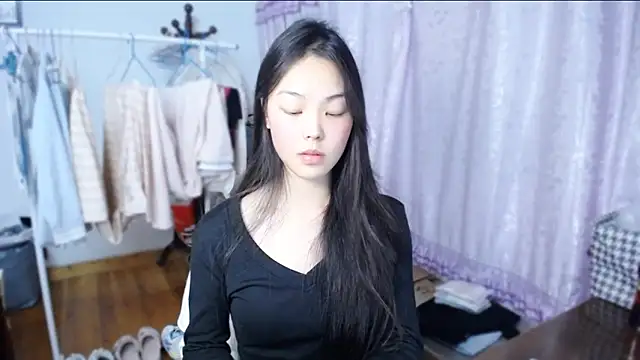 Snapshot of yao-yao_ chatting on 11-22-25, 01:54 yao-yao online show from 11-22-25, 01:54