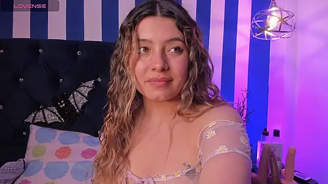 valeria rouse28 online show from 11-07-25, 05:35