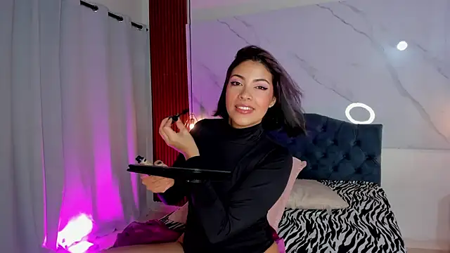 sara zc online show from 10-31-25, 11:44