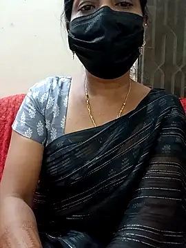 Snapshot of Rithya27 chatting on 11-18-25, 06:12 Rithya27 online show from 11-18-25, 06:12