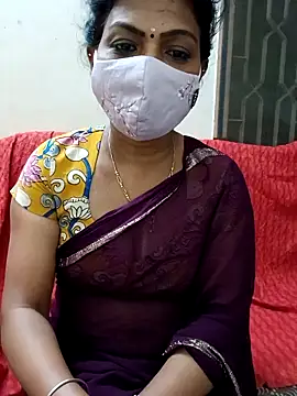 Snapshot of Rithya27 chatting on 12-02-25, 06:47 Rithya27 online show from 12-02-25, 06:47