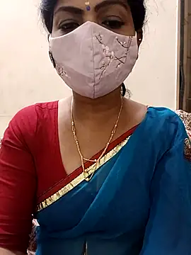 Snapshot of Rithya27 chatting on 12-16-25, 06:13 Rithya27 online show from 12-16-25, 06:13