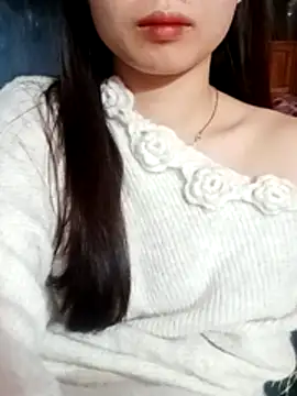 Snapshot of BeMeo003 chatting on 12-15-25, 07:12 BeMeo003 online show from 12-15-25, 07:12