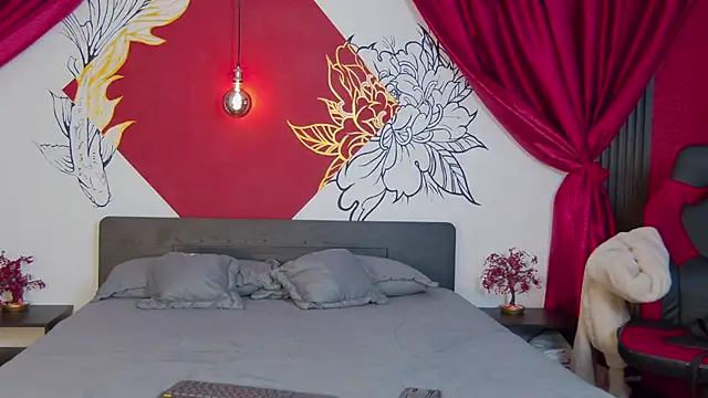 Maylu Fox online show from 10-16-25, 12:17