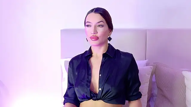 Bella-taylorr online show from 09-09-25, 09:47