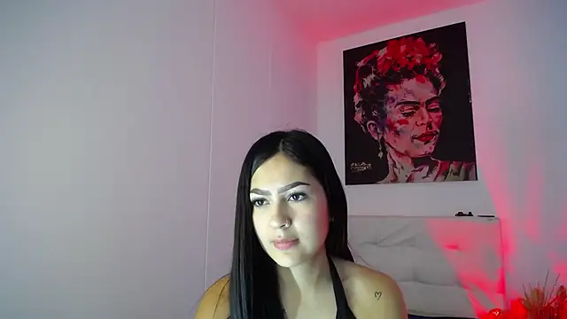 Snapshot of heidy_01 chatting on 11-14-25, 01:21 heidy 01 online show from 11-14-25, 01:21