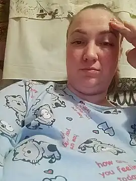 Kiss Eva online show from 02-06-25, 08:34