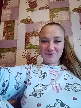 Kiss Eva online show from 04-10-26, 03:39